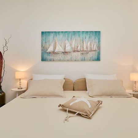 Studio Dolores-Apartment By The Sea Maranovići Eksteriør billede