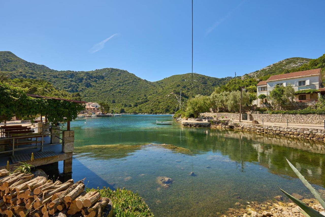 Studio Dolores-Apartment By The Sea Maranovići Eksteriør billede
